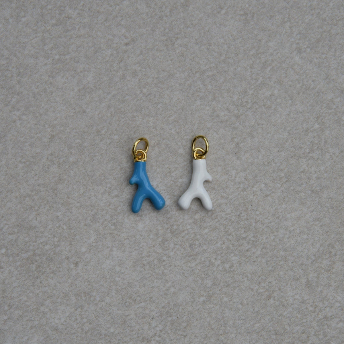 Coral Charm Colored - Mini