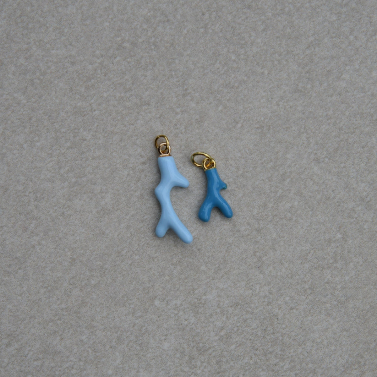 Coral Charm Colored - Mini